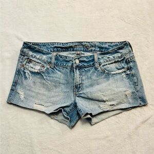 American Eagle Outfitters Women's Faded Blue Jean Shorts
